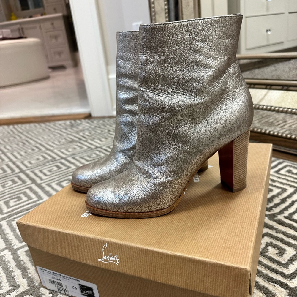 Christian Louboutin Bootie - Silver Grainy Leather